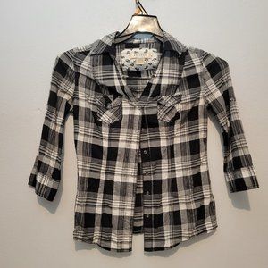 Arizona Womens Button Down Shirt  Snaps  Size Small S  Black White Stripes